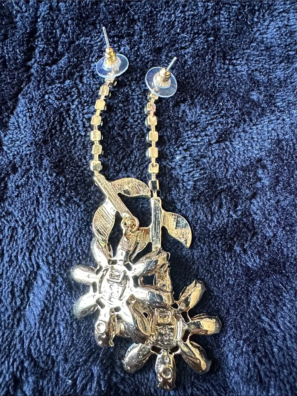 Kenneth Jay Lane Green and Gold Floral Drop Earrings - Picture 5 of 10